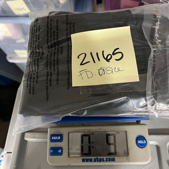 Travis Mathew Mens Golf Shorts Black Stretch Performance Pockets Zip Up Size 36 - Picture 8 of 8